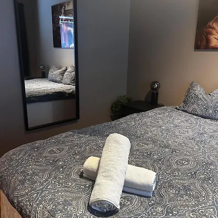 Apartment Modern With Balcony Available Aug 24-27 Ons Stavanger