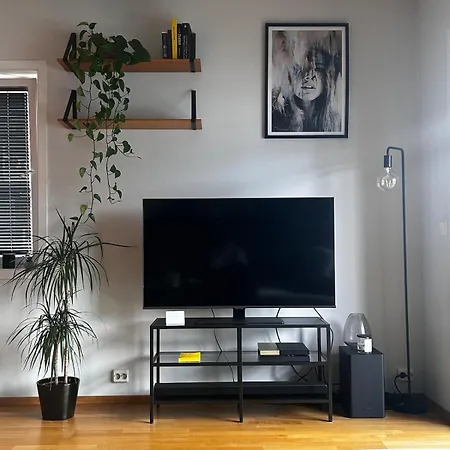 Modern With Balcony Available Aug 24-27 Ons Stavanger